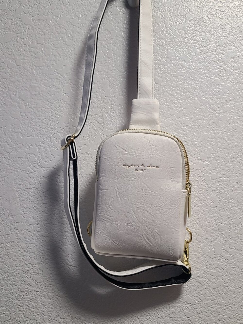 Inicat Vegan Leather Crossbody , White